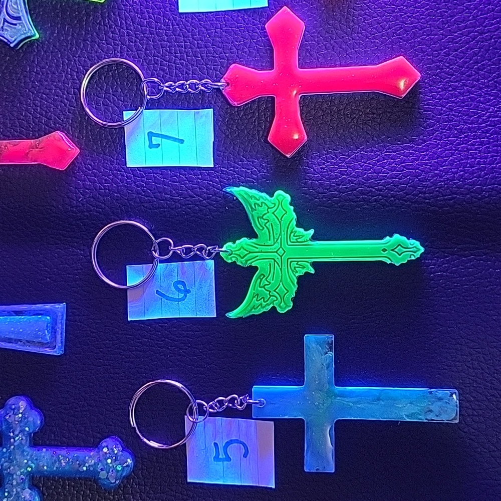 Handmade Cross Keychains - Picture 5 of 7